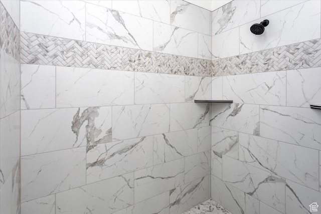 432 Tee Cir, Preston, ID 83263 - bathroom with tiled shower