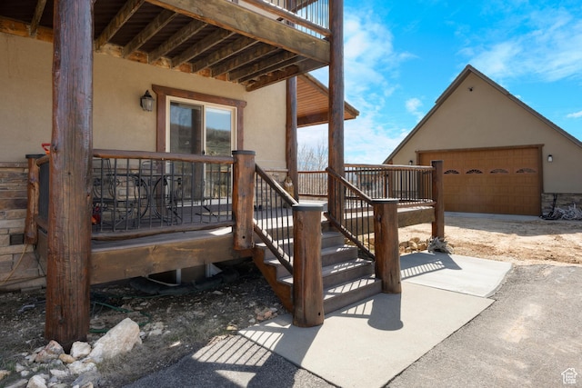 679 N Cambry Dr, Garden City, UT 84028 - view of patio / terrace with a detached garage
