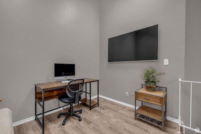 6821 N 2200 W Unit 11K, Park City, UT 84098 - office area featuring baseboards and wood finished floors