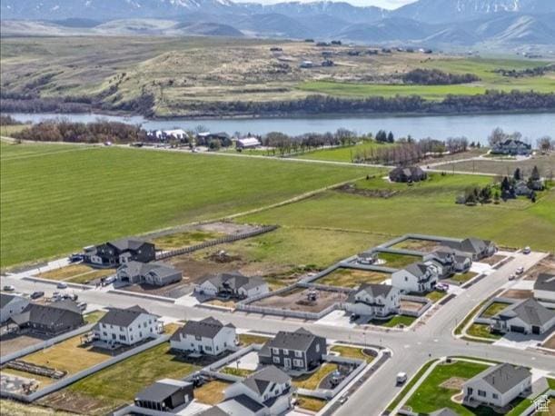 585 S 400 E, Hyrum, UT 84319 - drone / aerial view of a water and mountain view