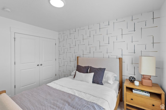 bedroom with a closet