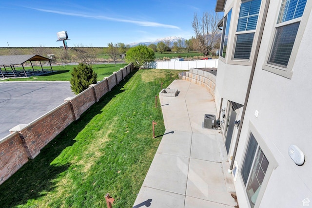 42 S 1060 W, Spanish Fork, UT 84660 - view of yard featuring fence, a patio, and a mountain view