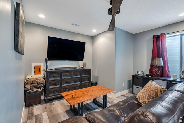 42 S 1060 W, Spanish Fork, UT 84660 - living area with visible vents, recessed lighting, and light wood-style floors
