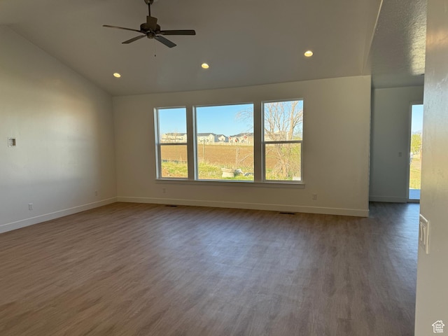 498 S 300 E, Santaquin, UT 84655 - empty room featuring wood finished floors, vaulted ceiling, a ceiling fan, baseboards, and recessed lighting