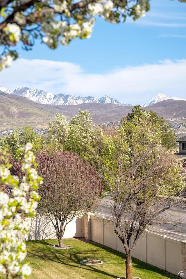 property view of mountains