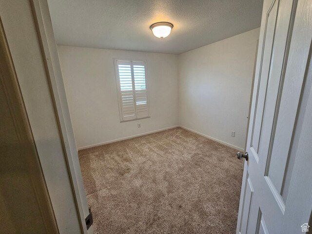 2282 S Vernal Ave, Vernal, UT 84078 - photo 18