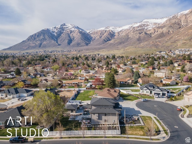 property view of mountains featuring a residential view