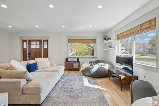 1148 E Kensington Ave, Salt Lake City, UT 84105 - living area featuring light wood-type flooring and recessed lighting