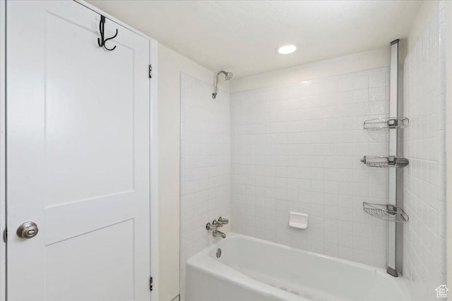 282 E 9545 S, Sandy, UT 84070 - bathroom featuring recessed lighting and tub / shower combination