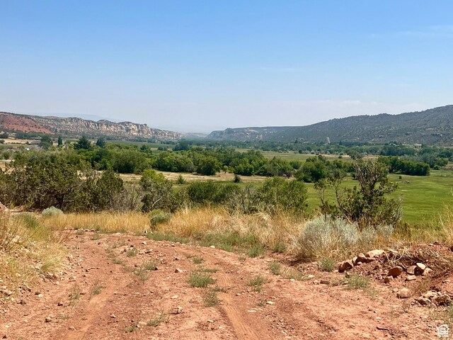 7528 W Red Cloud Loop Rd N, Vernal, UT 84078 - photo 14