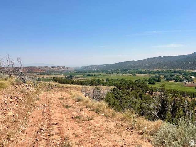 7528 W Red Cloud Loop Rd N, Vernal, UT 84078 - photo 13