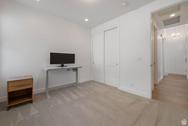 bedroom with recessed lighting, carpet flooring, visible vents, and baseboards