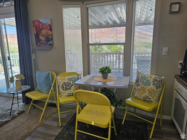 16 Mountain Vw, Hurricane, UT 84737 - dining space with a textured wall, baseboards, and wood finished floors