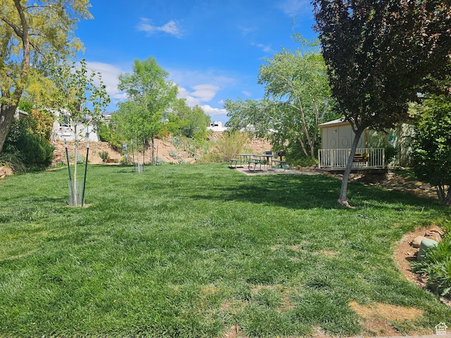 16 Mountain Vw, Hurricane, UT 84737 - view of yard featuring a patio area