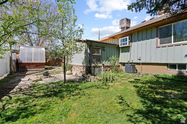 3478 S 500 E, South Salt Lake, UT 84106 - fenced backyard with a greenhouse and an outdoor structure