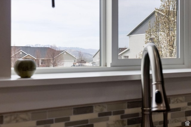 interior details featuring a mountain view