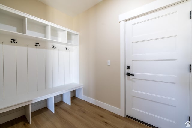 2899 E Lake Dr, Eagle Mountain, UT 84005 - mudroom featuring light wood-style flooring and baseboards