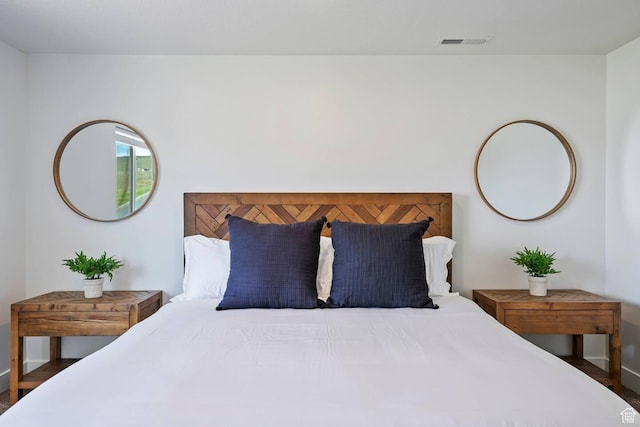 2250 S Beachcomber Ln, Garden City, UT 84028 - bedroom featuring visible vents and baseboards