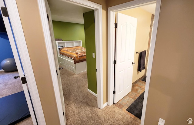 6723 W Hunter Farm Cir S, West Valley City, UT 84128 - hallway featuring carpet floors and baseboards