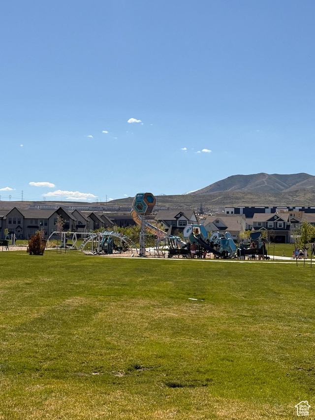 mountain view featuring a residential view