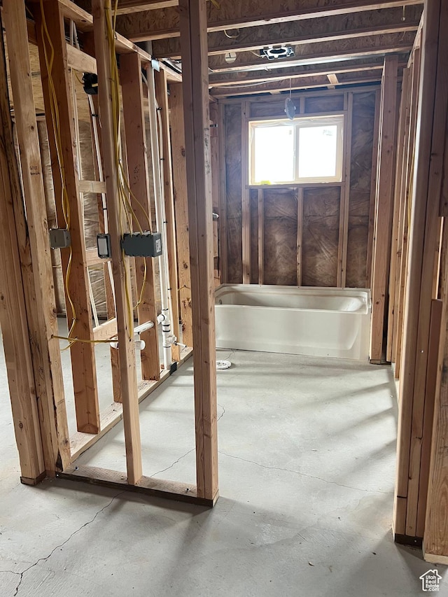 247 N 300 E, Fairview, UT 84629 - interior space with concrete floors and a tub to relax in