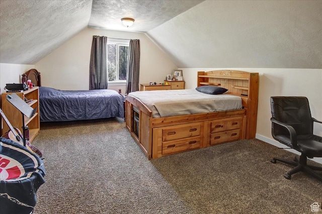 10716 N Hayes Cir, Cedar Hills, UT 84062 - carpeted bedroom featuring vaulted ceiling and a textured ceiling