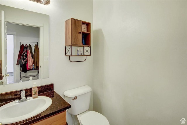 10716 N Hayes Cir, Cedar Hills, UT 84062 - half bath featuring vanity and toilet