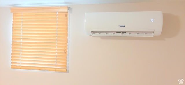338 E 100 N, Moab, UT 84532 - interior details with an AC wall unit