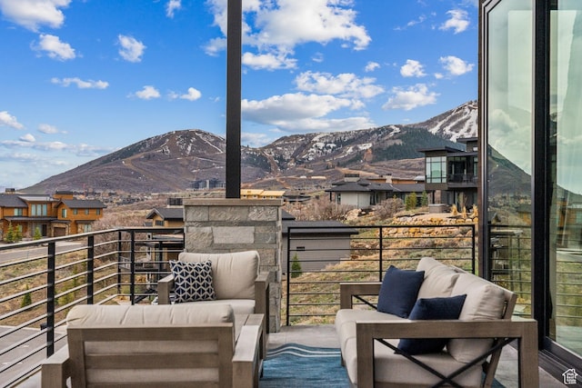 11431 N Ursa Cir Unit 56, Heber City, UT 84032 - balcony with an outdoor hangout area and a mountain view