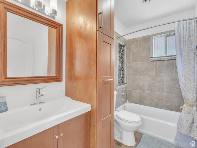 1055 N 1000 E, Mapleton, UT 84664 - full bath featuring toilet, vanity, and shower / tub combo with curtain