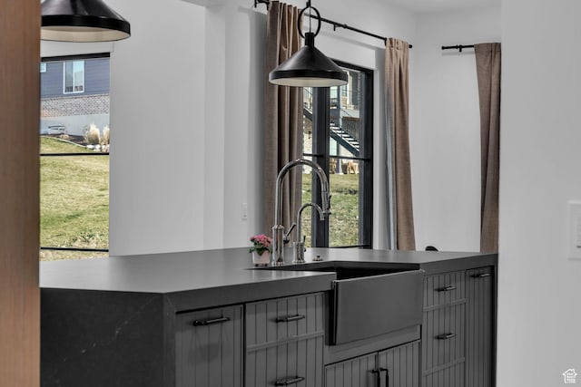 565 W Autumn Blaze, Woodland Hills, UT 84653 - bar featuring a healthy amount of sunlight and a sink