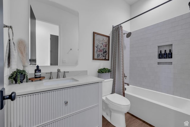 565 W Autumn Blaze, Woodland Hills, UT 84653 - bathroom with vanity, toilet, shower / tub combo with curtain, and wood finished floors