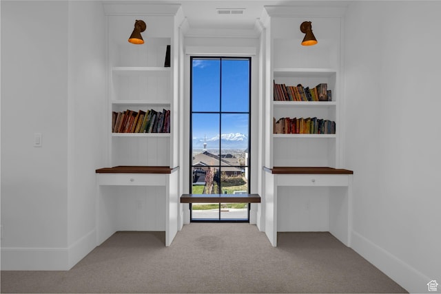 565 W Autumn Blaze, Woodland Hills, UT 84653 - interior space featuring carpet floors, crown molding, visible vents, and baseboards