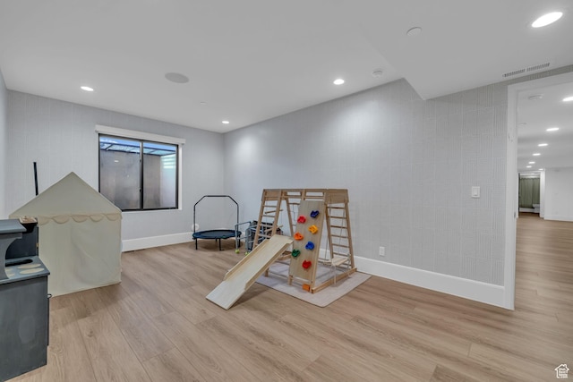 565 W Autumn Blaze, Woodland Hills, UT 84653 - playroom with recessed lighting, light wood-style floors, visible vents, and baseboards