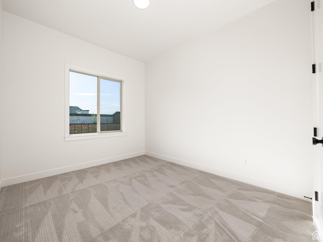 1554 S 920 E, Salem, UT 84653 - unfurnished room with light carpet and baseboards