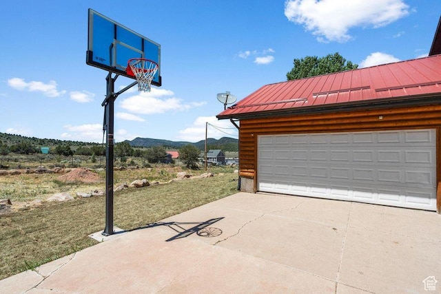 770 W Carter Dr, Pine Valley, UT 84781 - garage with a mountain view