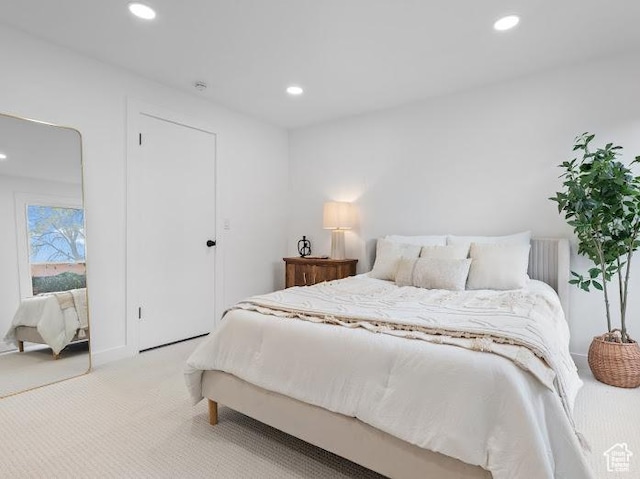 976 E Hyland Lake Dr, Murray, UT 84121 - bedroom with recessed lighting and light carpet
