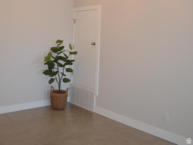 1921 N Crest Rd, Saratoga Springs, UT 84045 - spare room with baseboards