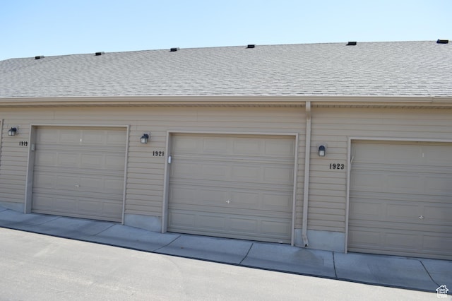 1921 N Crest Rd, Saratoga Springs, UT 84045 - view of garage