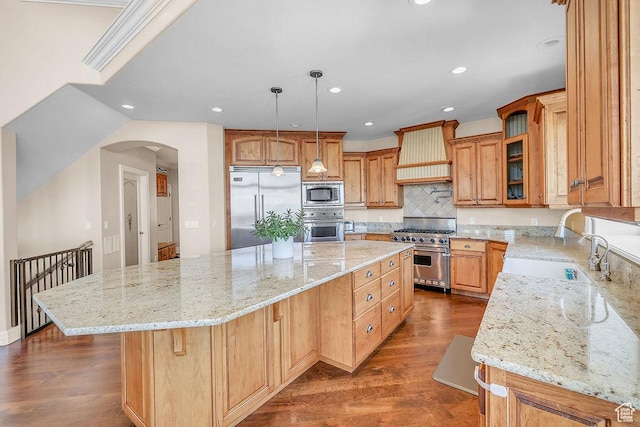943 N Terrace Dr, Provo, UT 84604 - kitchen with custom exhaust hood, a sink, built in appliances, a large island, and recessed lighting