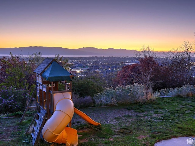 943 N Terrace Dr, Provo, UT 84604 - view of play area featuring a mountain view
