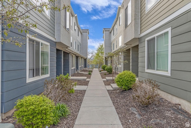 14714 S Rising Star Way, Bluffdale, UT 84065 - surrounding community with fence