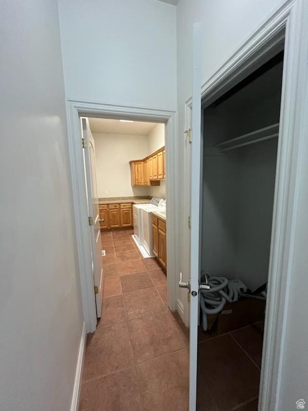 407 W Larkspur Ln, Morgan, UT 84050 - hall featuring washer / dryer, baseboards, and light tile patterned floors