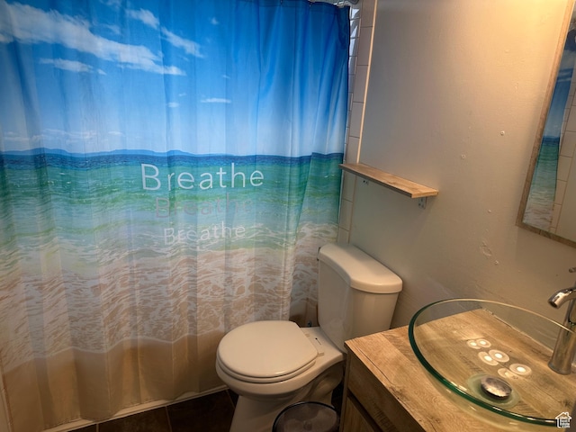 4584 S Knightsbridge Rd, Taylorsville, UT 84129 - full bath with a shower with curtain, a sink, and toilet