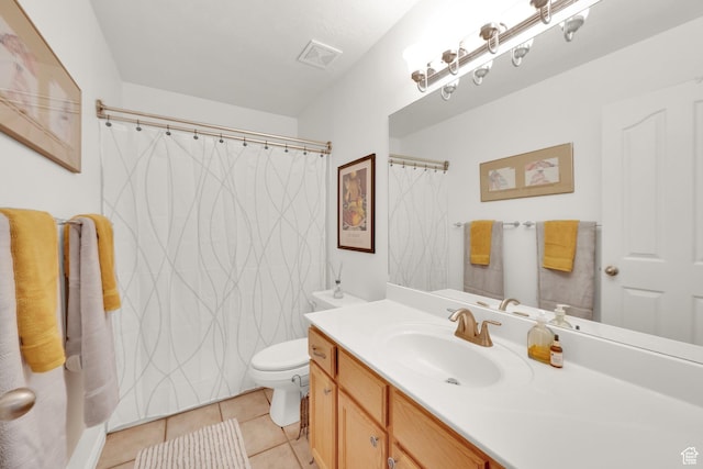full bathroom featuring tile patterned floors, vanity, toilet, a shower with shower curtain, and visible vents