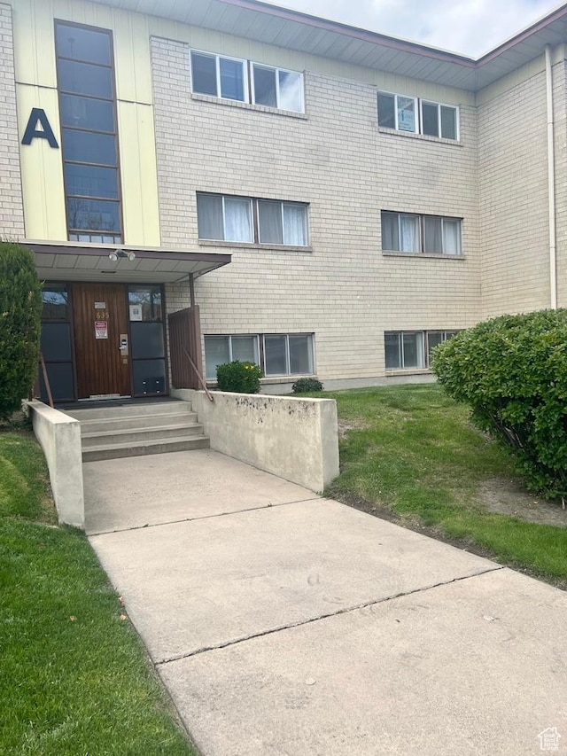 635 N 1200 W Unit A-306, Salt Lake City, UT 84116 - view of building exterior with entry steps