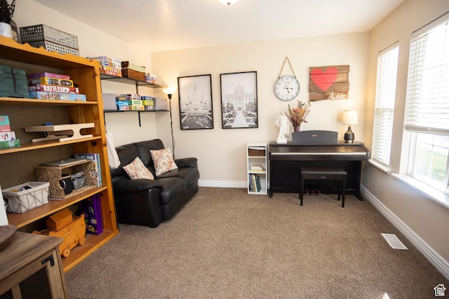 7532 N Castle Rock Rd E, Eagle Mountain, UT 84005 - living area featuring baseboards and carpet