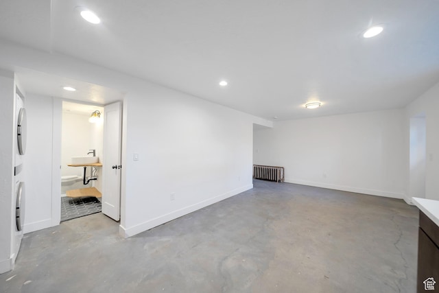 480 N 300 W, Salt Lake City, UT 84103 - finished basement featuring baseboards, radiator heating unit, washer / clothes dryer, and recessed lighting