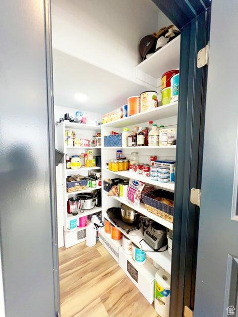 174 S 200 E, Pine Valley, UT 84781 - view of pantry