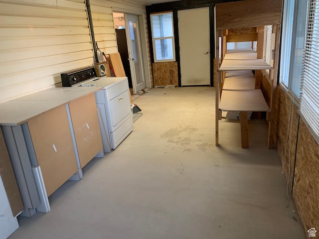 interior space featuring concrete flooring